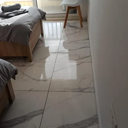 Flat 1 In Swieqi Is-Swieqi